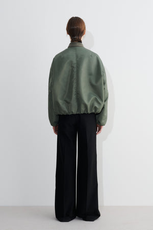 Joelle bomber, artichoke