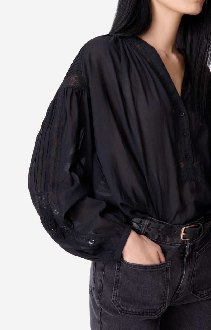 Nipoa blouse, black