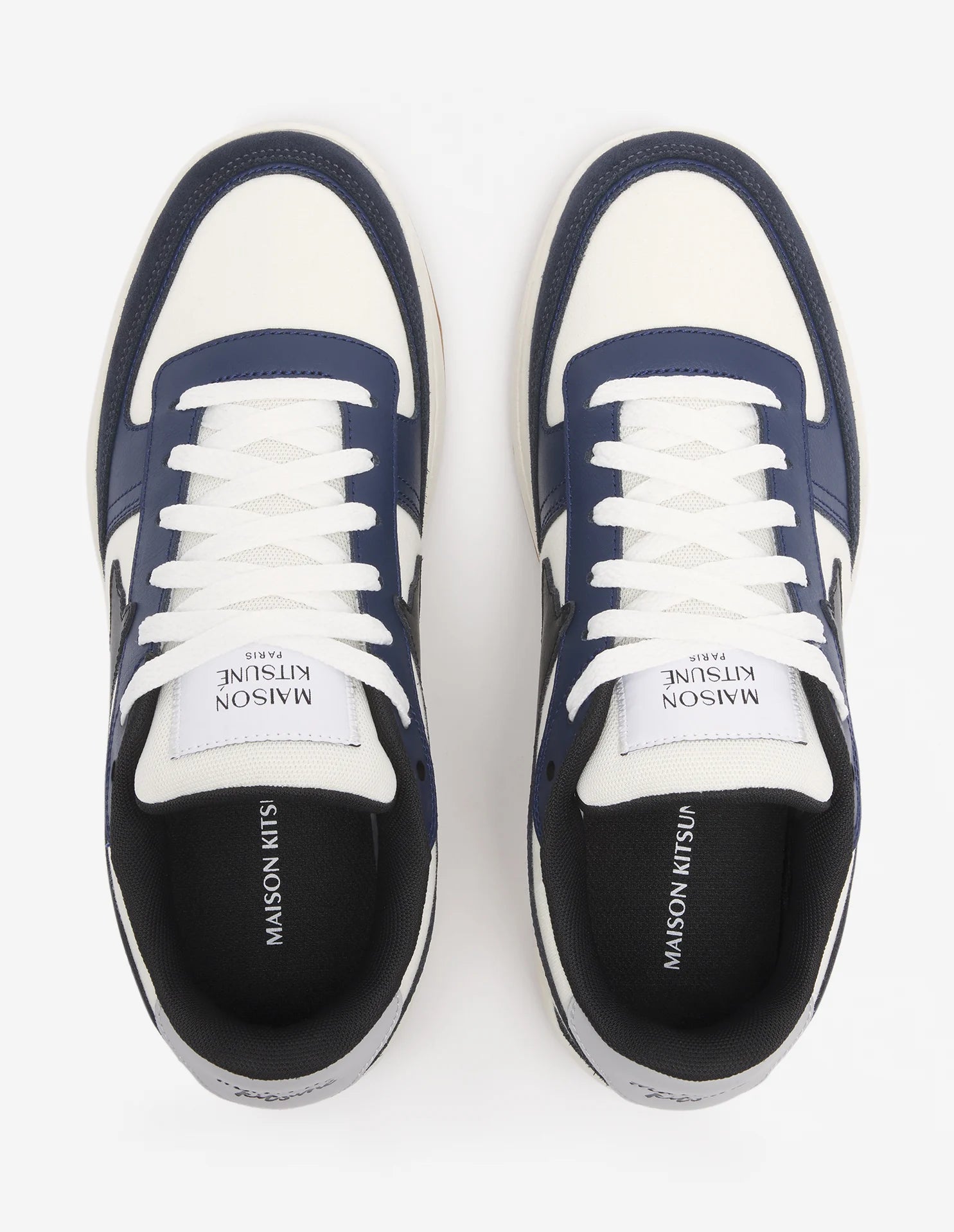 Chiru trainers, navy